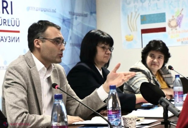 Curriculumul pentru „Istoria, tradițiile și cultura poporului găgăuz” primit cu entuziasm și provocări în UTA Găgăuzia