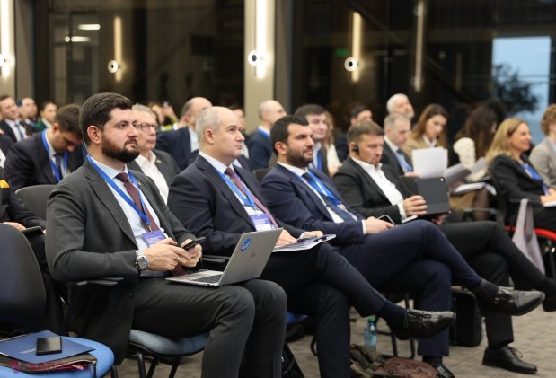 Dorin Junghietu anunță noi investiții în eolian și stocarea energiei pentru întărirea securității energetice a Republicii Moldova