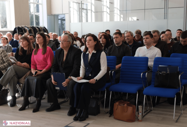 MEC implică sute de profesori în consultările publice pentru noile concepții ale disciplinelor școlare din învățământul general