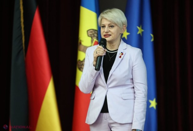 72 de elevi din toată țara premiați la Olimpiada Republicană de limba franceză și limba germană