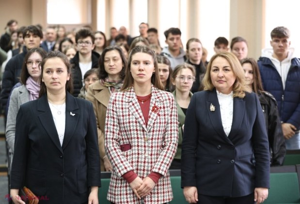 Cei mai buni 186 de elevi biologi din țară, în competiție la Universitatea de Stat din Moldova
