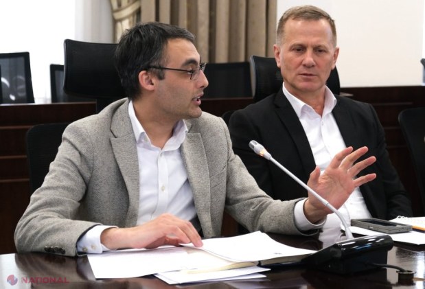 Tinerii romi își prezintă manifestul la Ministerul Educației: burse mai multe și școli mai incluzive în Republica Moldova