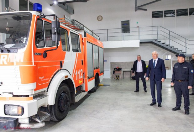 Premierul Alexandru Munteanu a vizitat remiza modernă de salvatori și pompieri din Ocnița, construită cu sprijinul SUA