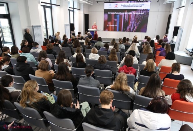 40 de elevi din toată țara, premiați la Olimpiada Republicană la limba și literatura rusă