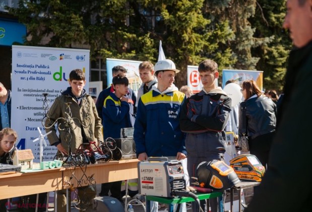 Sute de elevi din nordul țării, la Bălți, în căutarea unei meserii prin învățământul dual