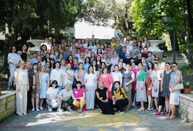 Profesorii din grădinițe, pregătiți să devină formatori în cadrul programului „100 de povești citite”