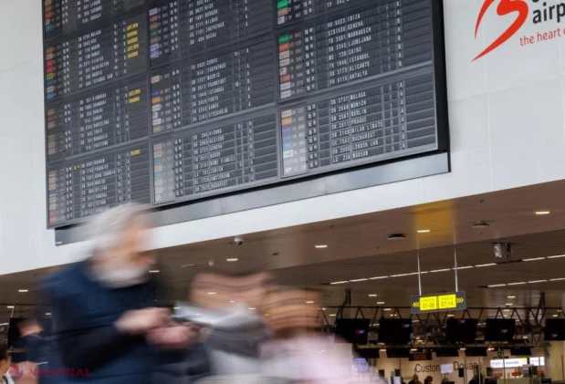 Haos la controlul pașapoartelor în aeroporturile UE: noul sistem digital EES triplează timpul de așteptare pentru britanici și provoacă pierderea zborurilor