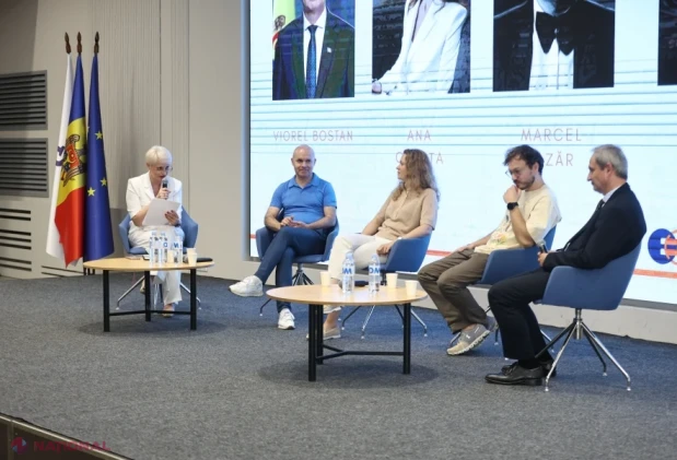 Mentorii liceeni ai campaniei „Matematica de la egal la egal”, premiați la Chișinău pentru sprijinul acordat elevilor de clasa a IX-a