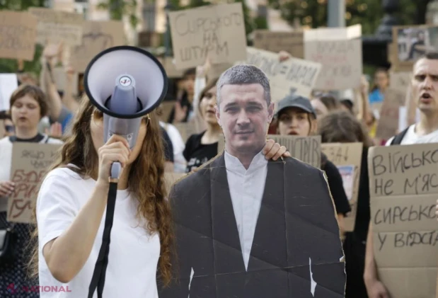 Șeful armatei Ucrainei neagă conflictul cu Fedorov după demiterea de la Apărare și cere ca atenția să fie pe războiul cu Rusia, nu pe dispute interne