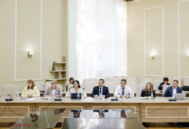 Ministerul Justiției lansează un plan pentru a face mai atractive carierele de judecător și procuror în Republica Moldova