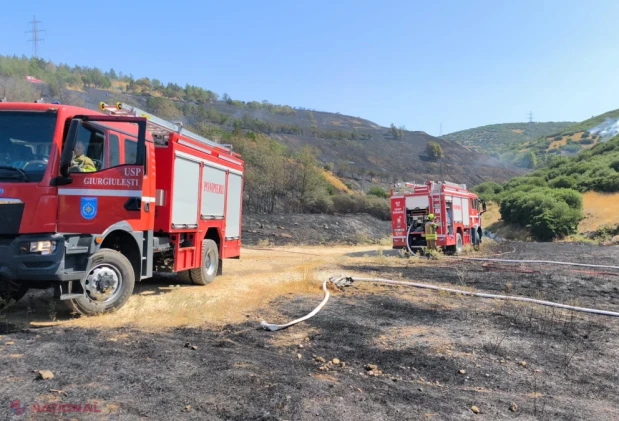 Pompierii moldoveni detașați în Grecia au stins un incendiu de vegetație lângă localitatea Derveni