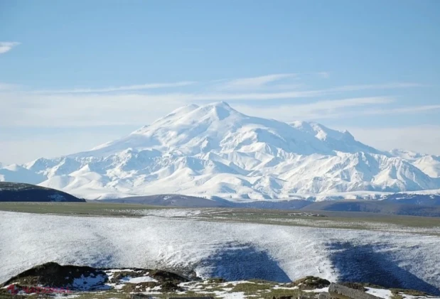 Cinci alpinişti din Bosnia şi Herţegovina, răpuşi de o furtună violentă pe muntele Elbrus, cel mai înalt vârf al Europei