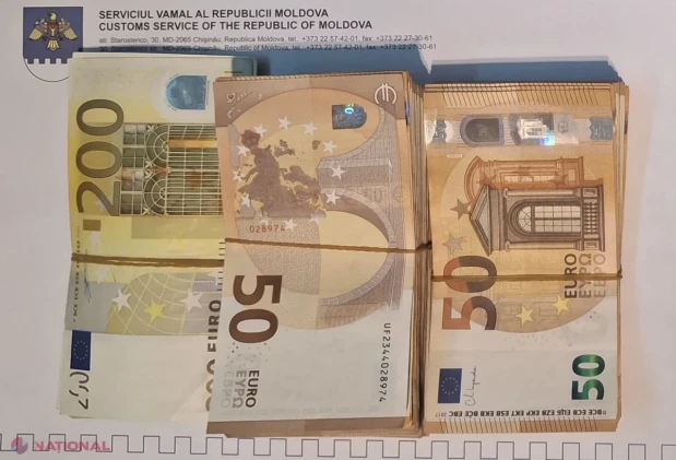 Prinsă pe aeroportul din Chișinău cu peste 25.000 de euro nedeclarați în bagajul de mână