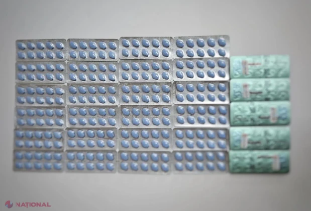 Preparate farmaceutice ascunse în colet de haine, depistate în tranzit pe Aeroportul Chișinău