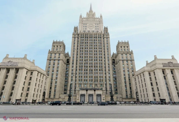 Moscova nu își recheamă ambasadorul din România, dar promite un răspuns „adecvat” la expulzarea diplomatului rus