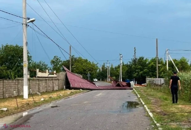 Vijelia lasă nordul Moldovei în beznă: linia Bălți–Dnestrovsk grav avariată, zece stâlpi de înaltă tensiune puși la pământ