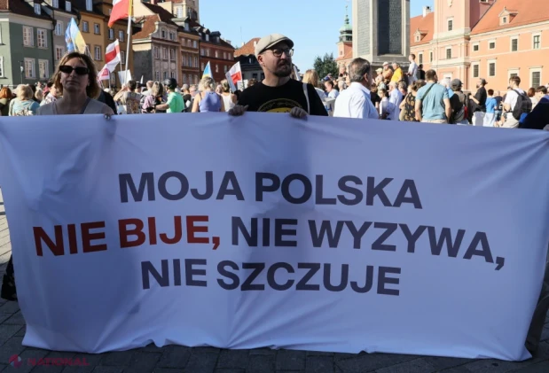 Polonezii ies în stradă în zeci de oraşe împotriva violenţelor tot mai dese asupra refugiaţilor ucraineni
