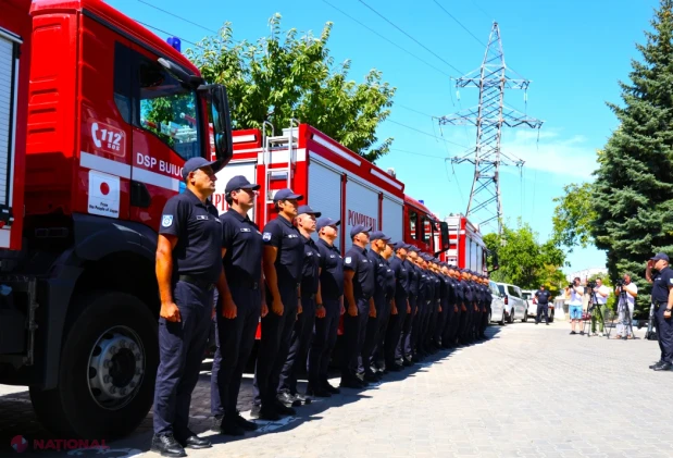 Pompierii moldoveni, onorați la Chișinău după misiunea reușită de lichidare a incendiilor forestiere din Grecia