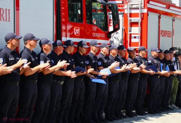Pompierii moldoveni, onorați la Chișinău după misiunea reușită de lichidare a incendiilor forestiere din Grecia