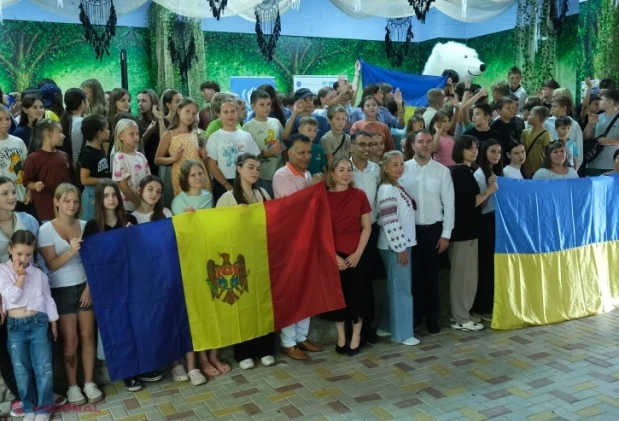 Tabără de vară la Sîngerei: 260 de copii ucraineni descoperă Republica Moldova și leagă prietenii cu semenii lor moldoveni