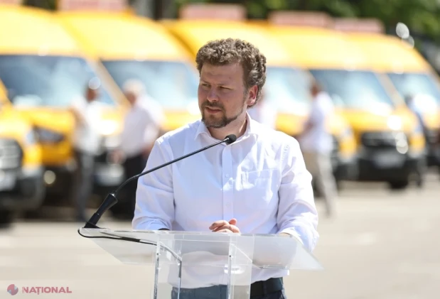 Moldova investește 67 de milioane de lei în 57 de microbuze școlare noi pentru elevii din 30 de raioane și UTA Găgăuzia