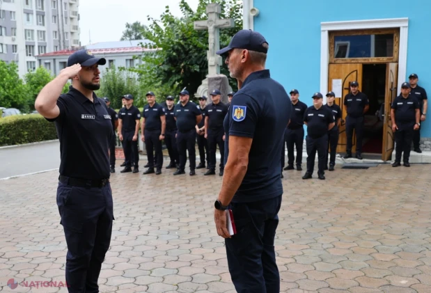 Zeci de salvatori și pompieri IGSU decorați cu distincții înainte de Ziua Independenței Republicii Moldova