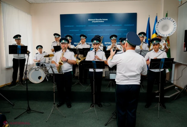 Polițiștii de frontieră, distinși la 35 de ani de la proclamarea Independenței Republicii Moldova