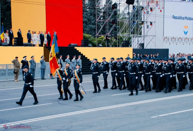 Polițiștii de frontieră ai Republicii Moldova au defilat cu tricolorul în parada dedicată Zilei Independenței