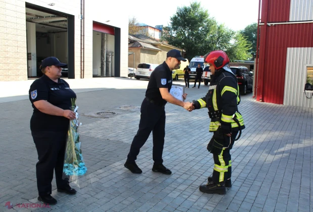 Doi subofițeri ai IGSU se retrag la pensie după peste 20 de ani de misiuni de salvare și stingere a incendiilor