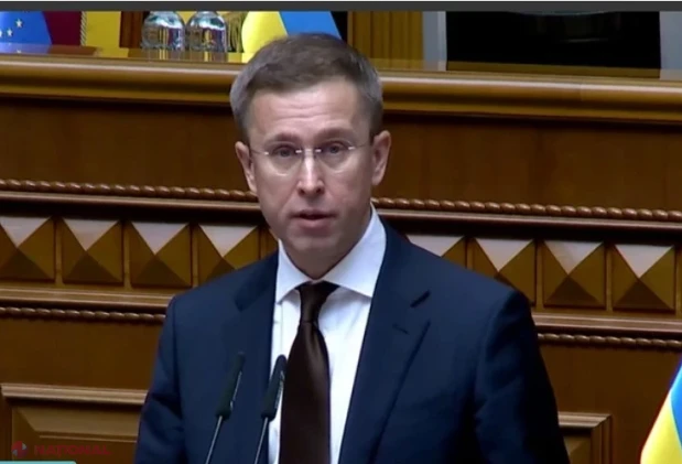 Parlamentul de la Kiev blochează taxarea coletelor internaţionale şi riscă pierderea miliardelor de la FMI şi UE