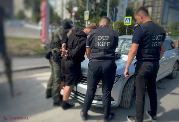 Un angajat al sistemului de justiție din sudul țării și doi complici, cercetați pentru trafic de cocaină