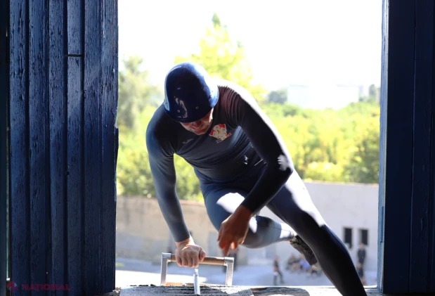 A doua zi a Campionatului Național la Sportul Aplicativ: salvatorii și pompierii își testează rezistența și abilitățile practice