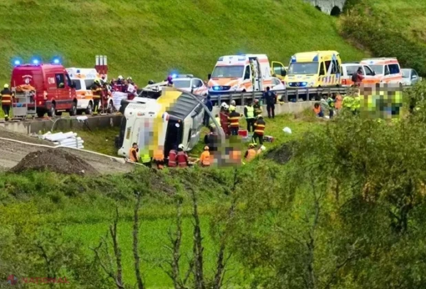Mai mulți morți și răniți după răsturnarea unui autocar al companiei olandeze Oad, cu 48 de persoane la bord, în estul Elveției