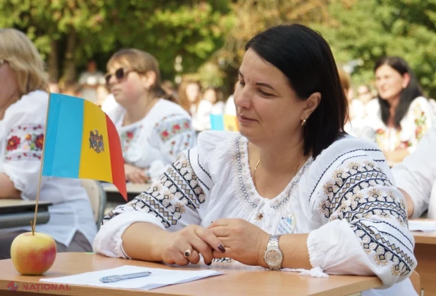 Larga, Briceni: Peste 80 de elevi, profesori și localnici s-au reunit la „Marea Dictare Comunitară”