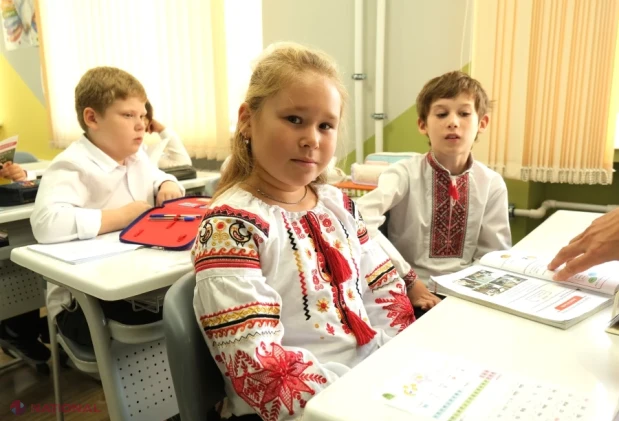 „Limba română, podul prieteniei”: Săptămâna Limbii și Literaturii Române a început în școlile cu predare în limbile minorităților naționale