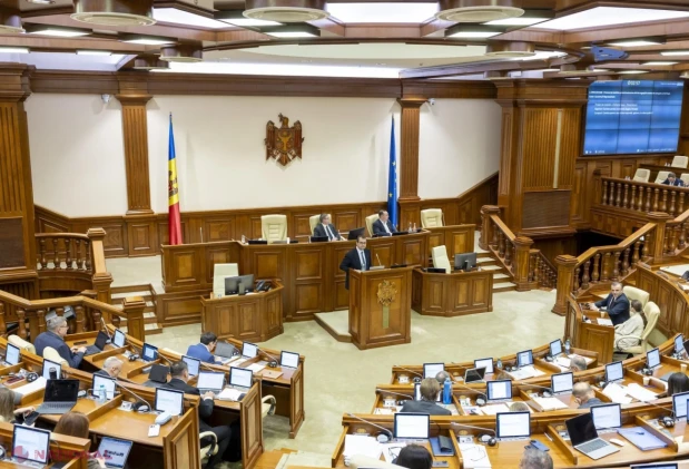 Parlamentul instituie stare de urgență în sectoarele energetic și hidrologic pentru 60 de zile