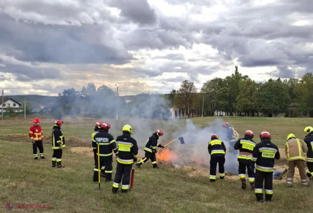 Pompierii IGSU își consolidează pregătirea pentru intervențiile la incendiile de vegetație, într-un proiect moldo-german