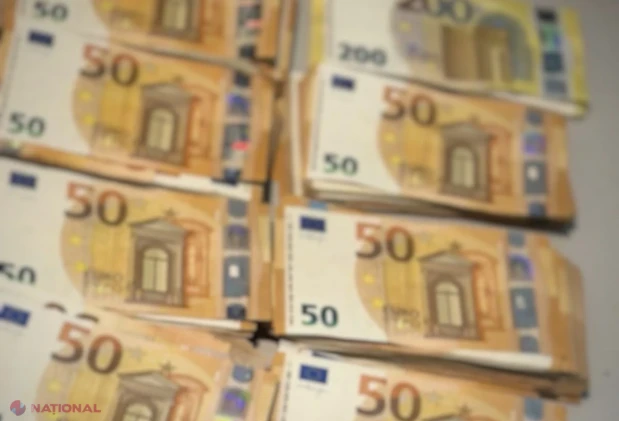 Peste 31 000 de euro, nedeclarați, depistați în bagajul unui pasager la Aeroportul Chișinău