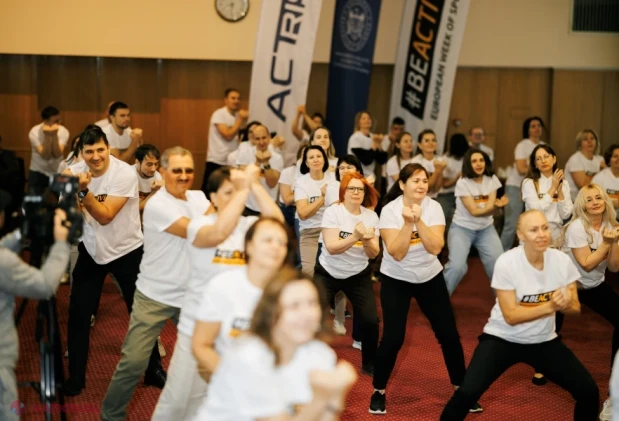 Peste 80 de funcționari publici au început ziua cu exerciții fizice, la inițiativa MEC