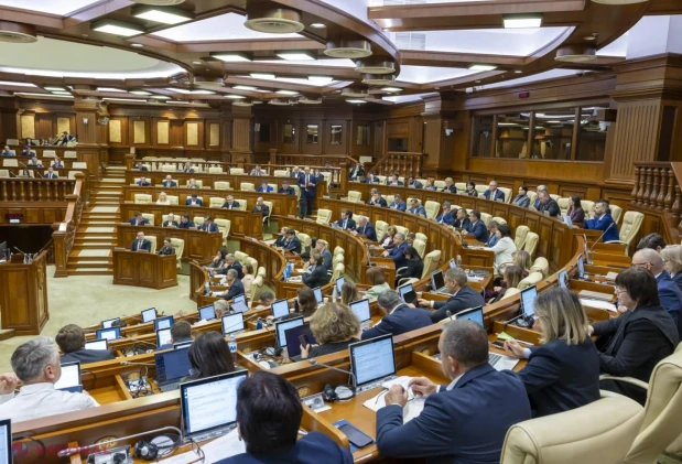 Parlamentul aprobă în prima lectură consolidarea mecanismului de protecție și compensare a victimelor infracțiunilor
