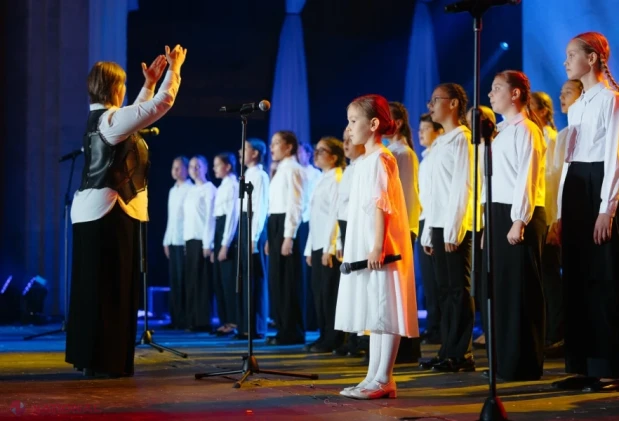 Cei mai buni pedagogi din Republica Moldova, premiați la concursul „Pedagogul anului 2026”