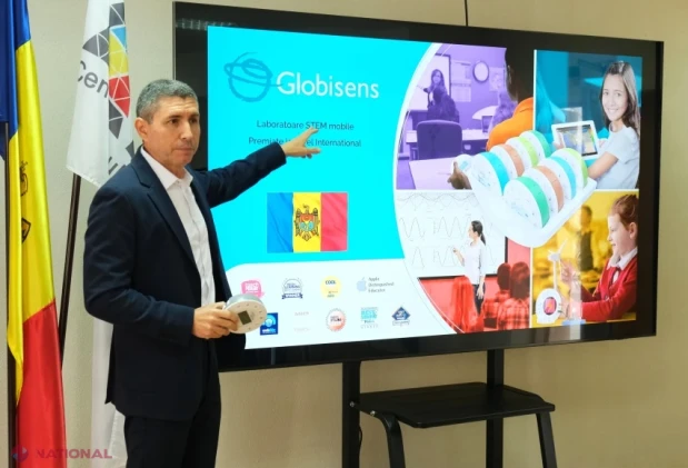 Profesorii din 57 de școli, pregătiți să folosească laboratoarele digitale la orele de științe