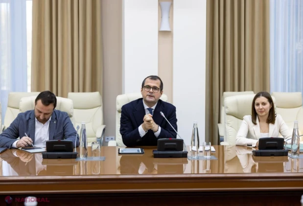Premierul Vasile Tofan a discutat cu experți internaționali despre accelerarea aderării la UE și dezvoltarea economică a Republicii Moldova