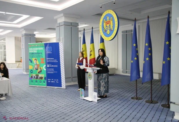 20 de tineri romi au discutat cu MEC despre studierea limbii romani și accesul la educație