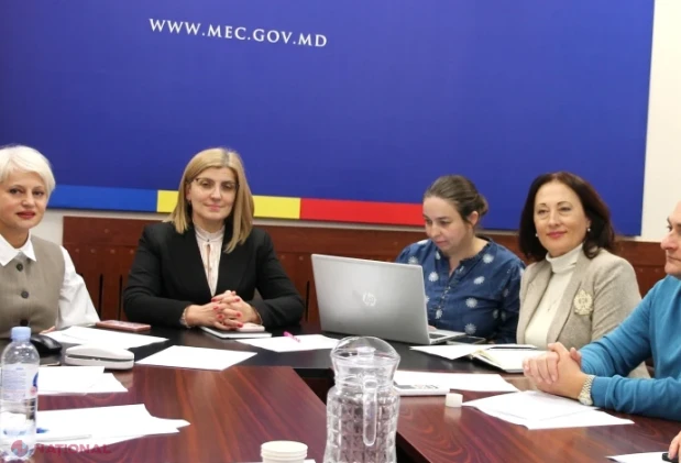 49 de grupuri de lucru vor elabora materialele pentru examenele din 2027