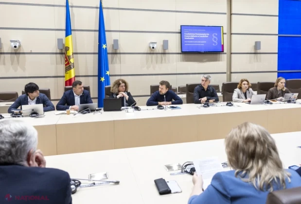 MEC propune amenzi de până la 125.000 de lei și până la trei ani de închisoare pentru vânzarea tezelor