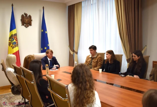 Ivan Țurcan a discutat cu tineri despre reintegrarea țării și parcursul european