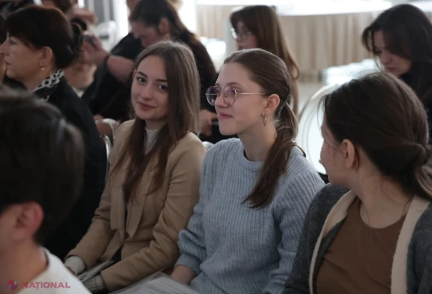 Bullyingul afectează repetat aproape un elev din șase în școlile din Găgăuzia
