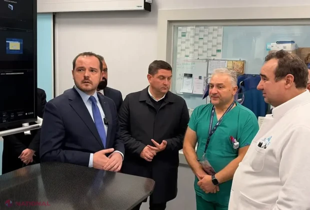 Rogobete, în vizită la Spitalul „Nicolae Oblu” din Iași, dotat cu un RMN portabil unic în România
