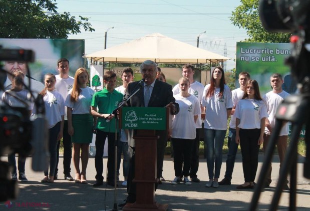 VIDEO, FOTO // „Chişinăul întreabă - Urechean răspunde”. Întâlnire de ANVERGURĂ cu locuitorii capitalei